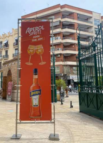 Activació Aperol Spritz al Mercat Colón — ambient